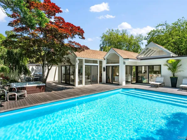 307 Shady Walk, Fire Island Pines, NY 11782