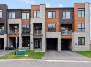 137 Bravo Ln, Newmarket, ON L3X 0L2