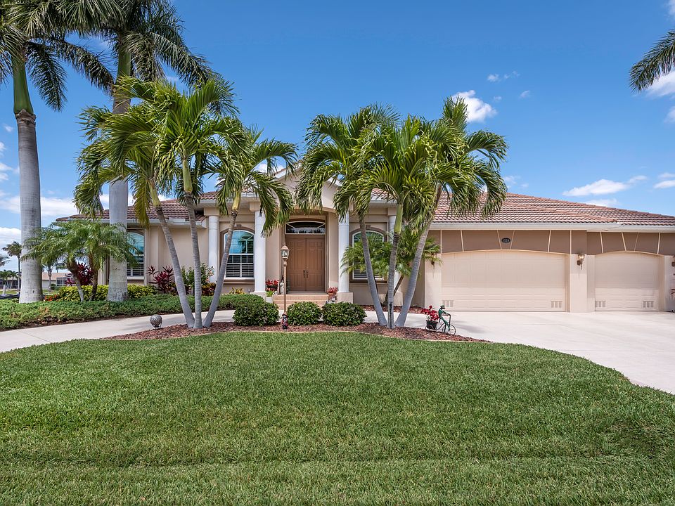 1st image of 1524 Casey Key Dr