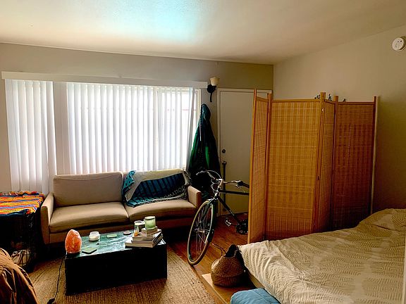 2nd image of 11175 Culver Blvd
