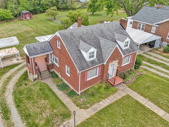 2nd image of 2039 Mayfield Dr