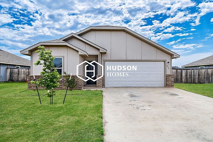 1st image of 6937 Phoenix Dr