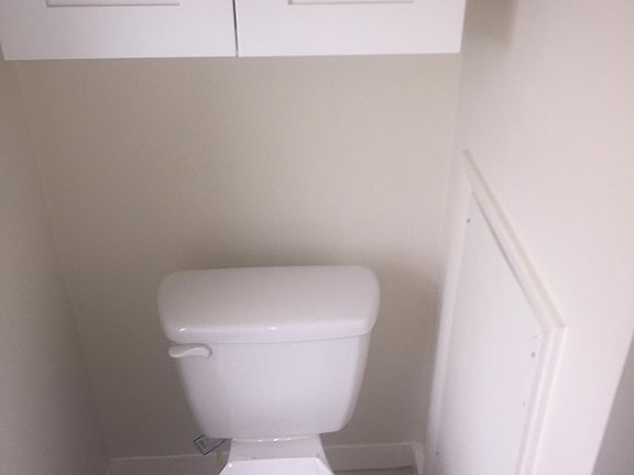 5th image of 257 Krams Ave