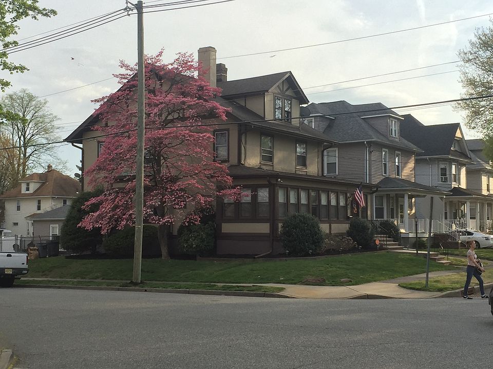 2nd image of 193 Madison Ave