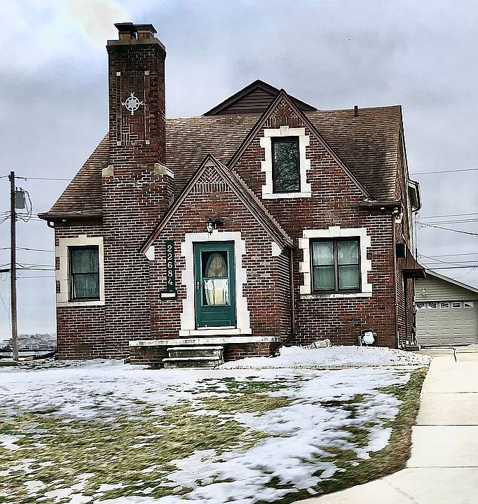 1st image of 22684 Bayview Dr