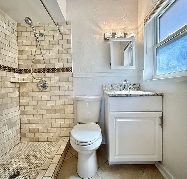 10108 Paradise Blvd — Photo 46
