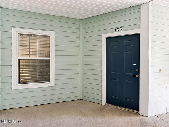 3rd image of 4974 KEY LIME Drive #103