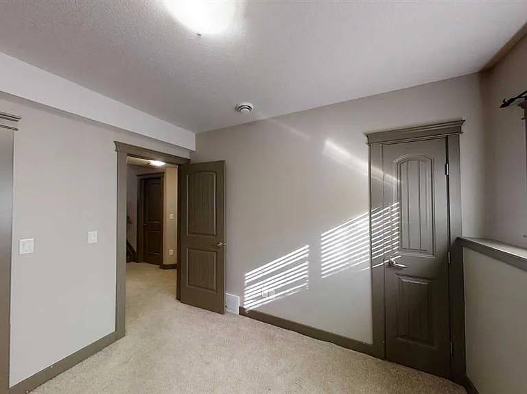 11246 A 75a Ave #A — Photo 8