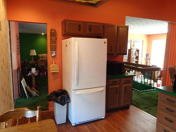 4th image of 1290 Hanson St