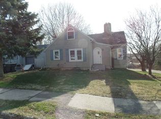 52 Woodlawn Ave, Middletown, NY 10940