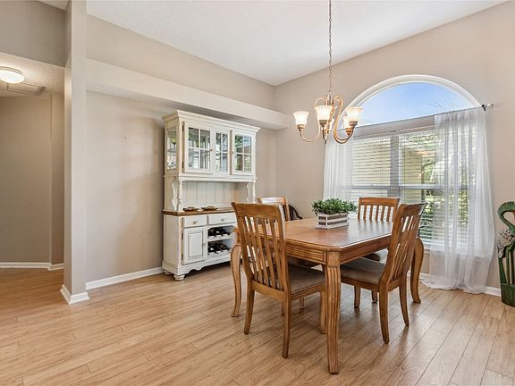 3rd image of 861460 Worthington Dr