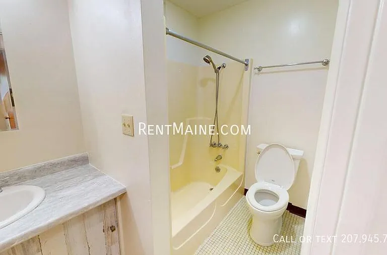 27G Longrale Park — Photo 12