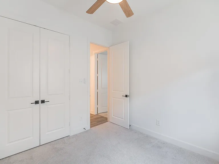 972 Terlingua Creek Dr — Photo 32