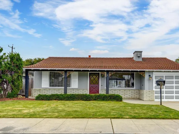 3988 Martin Dr, San Mateo, CA 94403