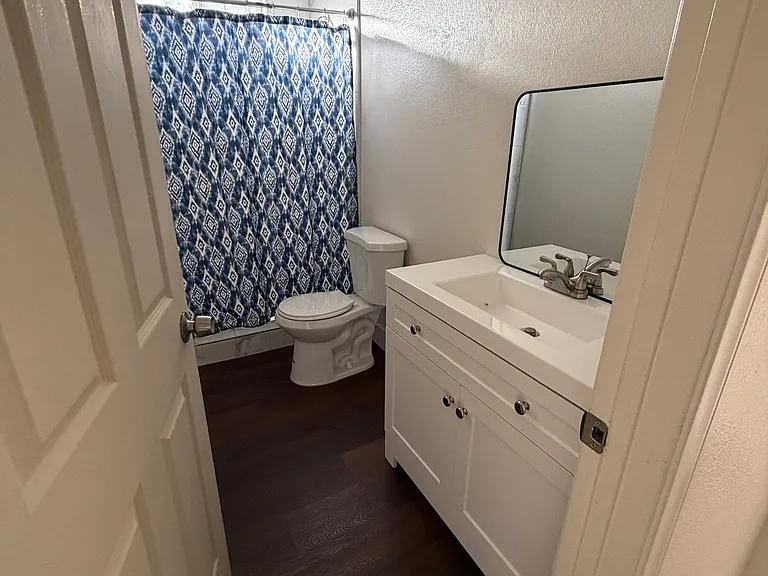 4667 Chamber St — Photo 17