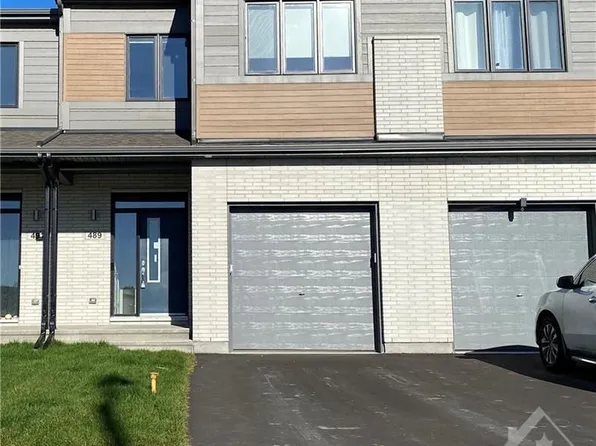 489 Cope Dr, Ottawa, ON K2V 0P1