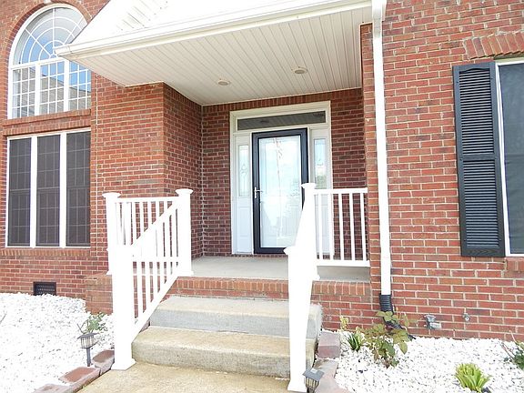 4th image of 3144 Southpoint Dr