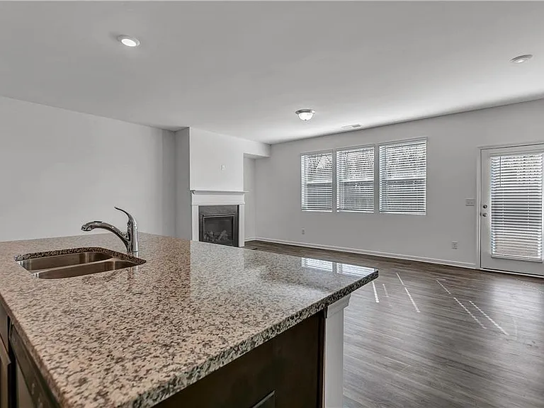 5650 Flint Ln — Photo 8