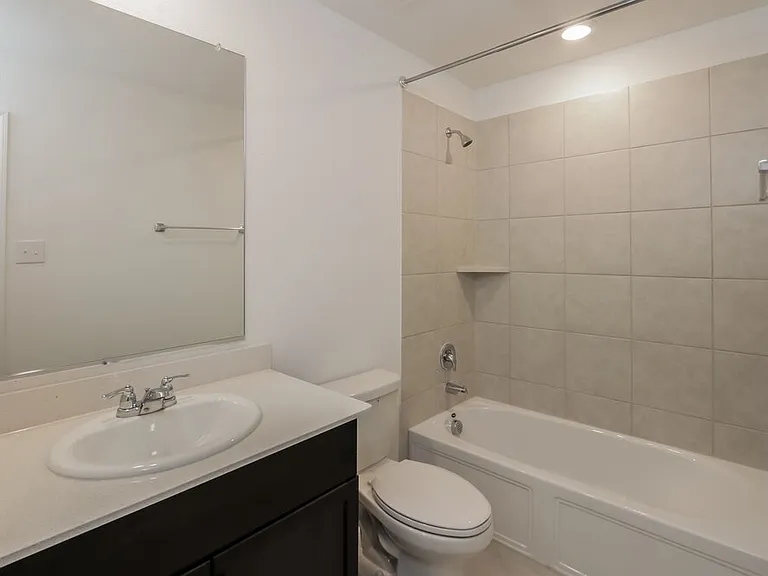 1149 Crestview Dr — Photo 18