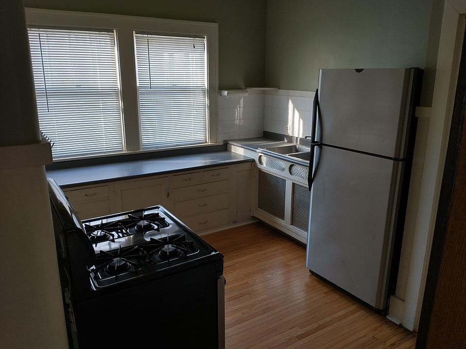 Kitchen looking W