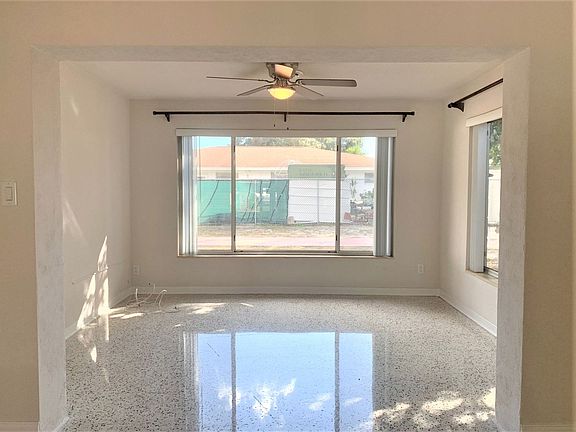 5th image of 6218 6th Ave S