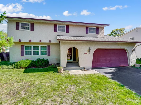 5456 Tamarack Blvd, Columbus, OH 43229