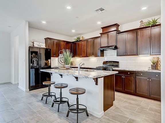 Kitchen with island