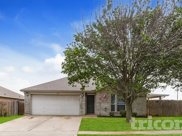 1377 Meadowbrook Ln, Crowley, TX 76036