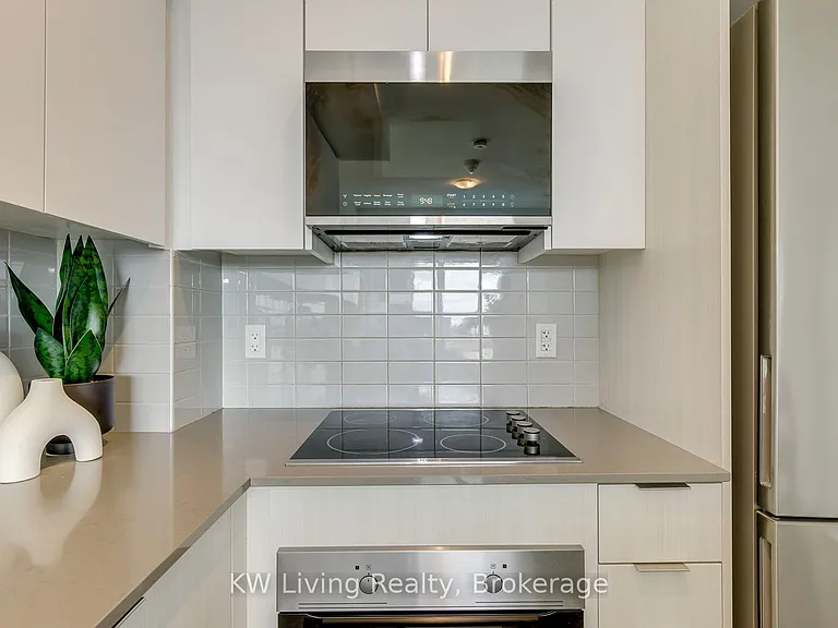 2489 Taunton Rd #711 — Photo 17