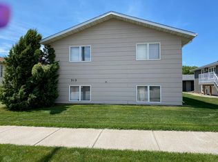 312 S 2nd St, Bismarck, ND 58504