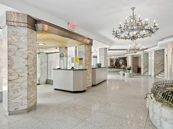 1655 Flatbush Avenue image 9 of 12