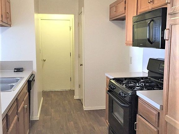 2nd image of 197 E 143rd St #197