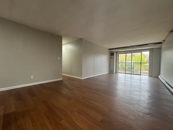 120G5 Hillside Ave, Waterbury, CT