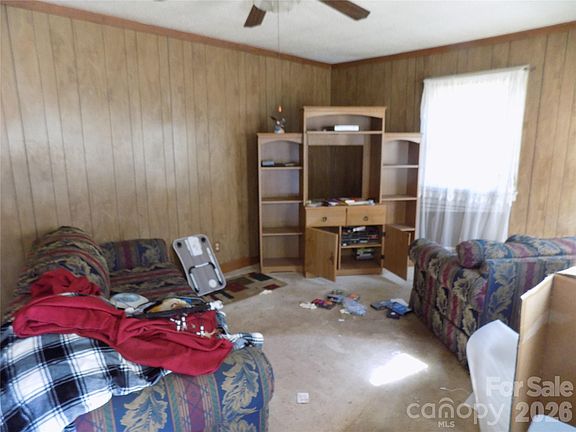 3rd image of 308 S Vine St