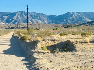 9 Midway Ave, Lucerne Valley, CA 92356
