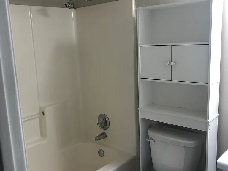 1079 Walnut St #B — Photo 9