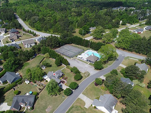5th image of 1610 Smoke Hill Dr