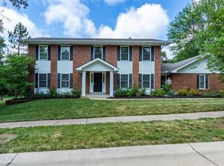 14222 Kinderhook Dr, Chesterfield, MO