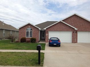 1779 Periwinkle Dr, Morris, IL 60450