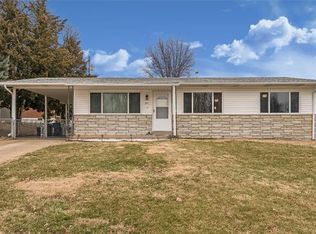941 Chula Dr, Hazelwood, MO 63042