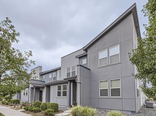16063 E Warner Pl, Denver, CO 80239
