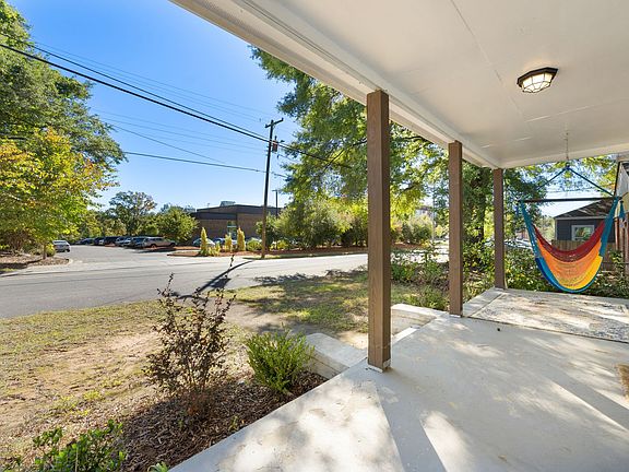 2nd image of 1007 N Hyde Park Ave