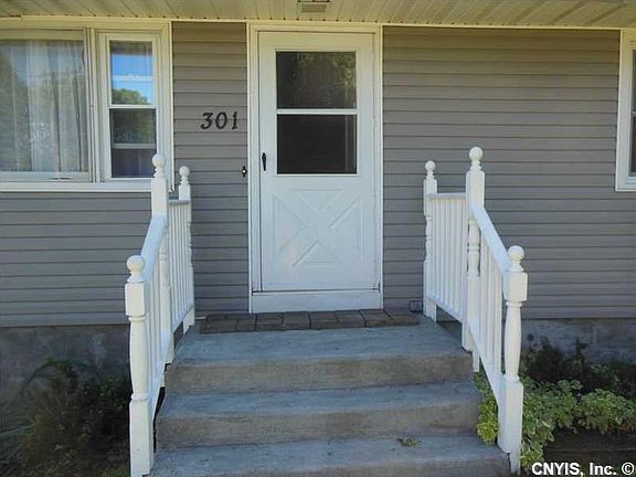 Exterior Front. Welcome to 301 Jane Dr!