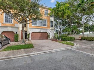 667 NE Trieste Ln, Boca Raton, FL 33487