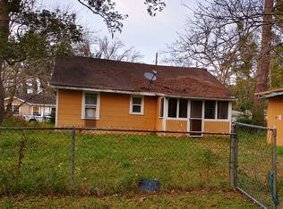 3072 Bessent Rd, Jacksonville, FL 32218
