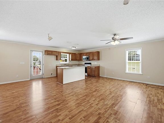 5th image of 1502 Gibbs Rd