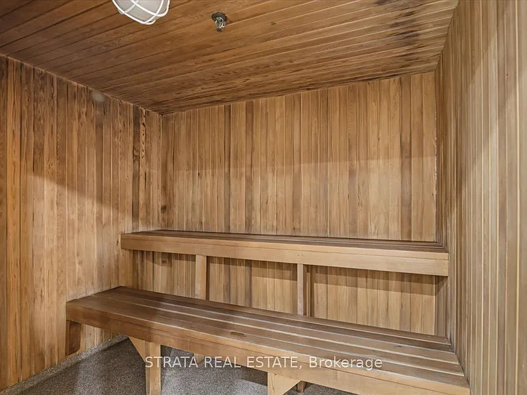 20 Dean Park Rd #Penthouse 8 — Photo 17