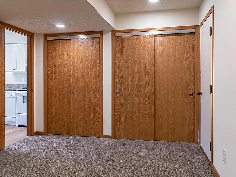 6388 Dummerston Ct — Photo 16