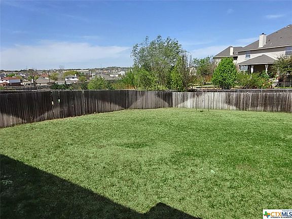 3rd image of 805 Snow Bird Dr