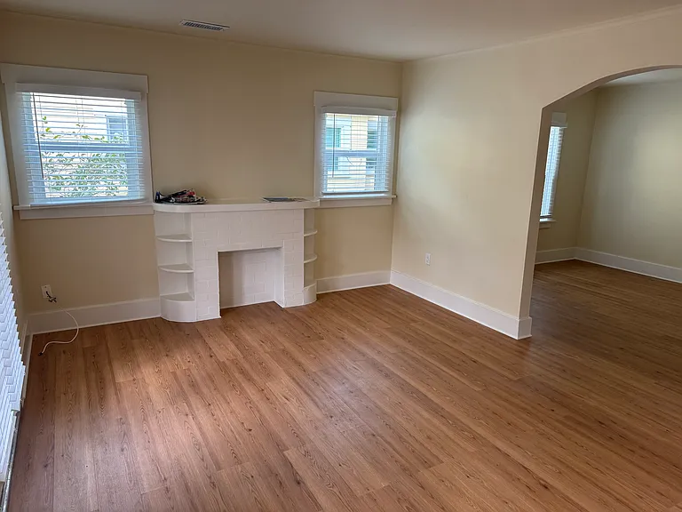 428 N Jackson St — Photo 10
